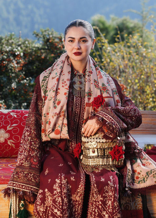 HANIA AMIR